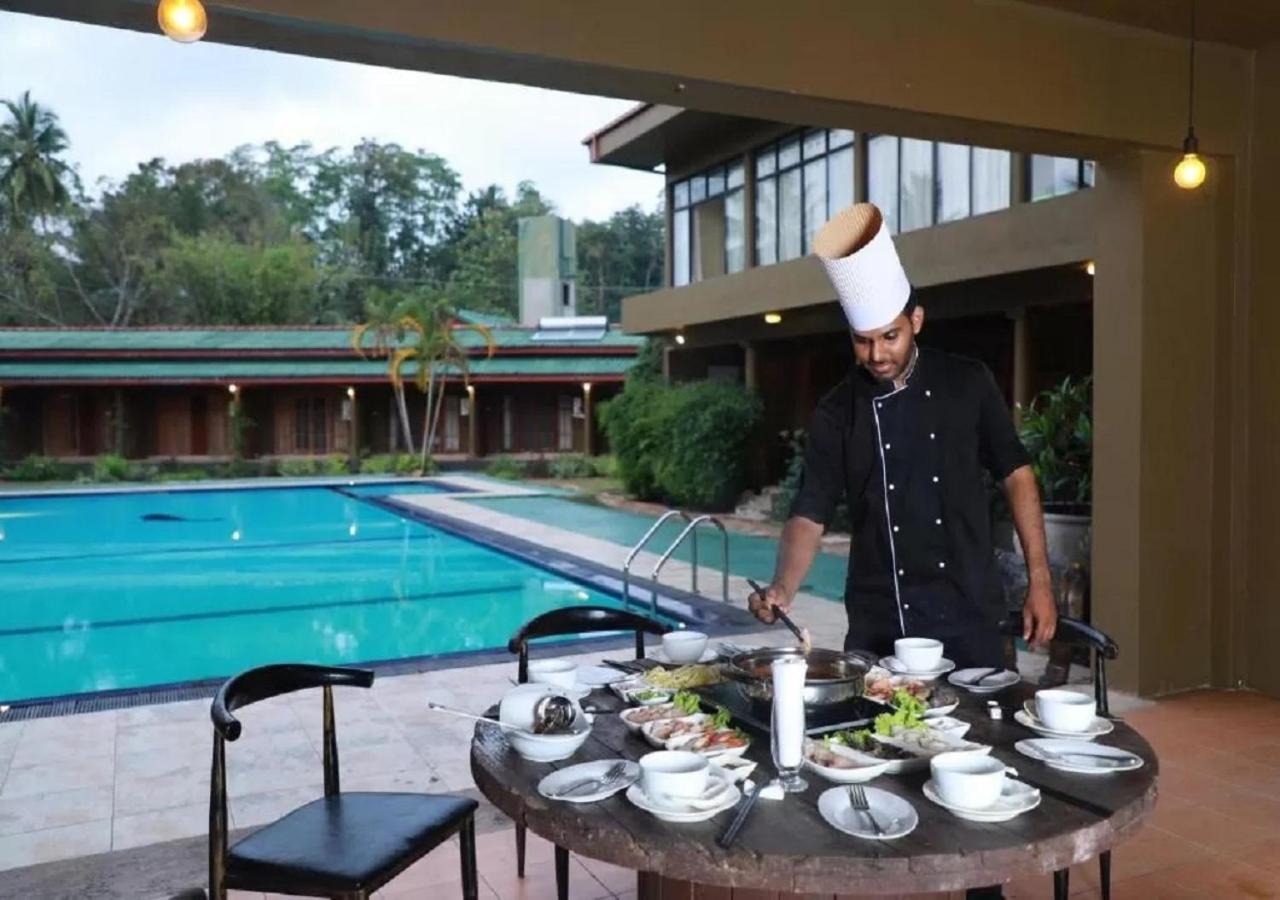 Dampe Resort Piliyandala Zewnętrze zdjęcie